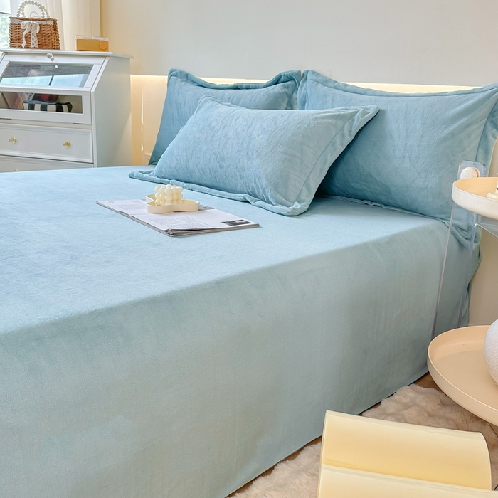 91家纺网 家纺一手货源 找家纺 2023年新款多功能毛毯牛奶绒床单三件套 挪威蓝