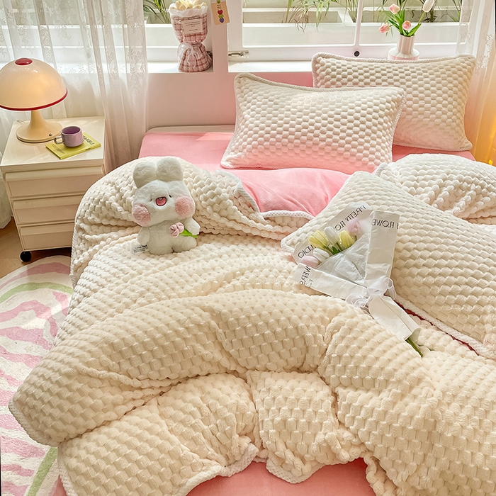 91家纺网 家纺一手货源 找家纺 梦之岛 2023包边AB面牛奶绒印染提花金龟绒加厚保暖四件套 金龟绒-奶昔白+浅粉