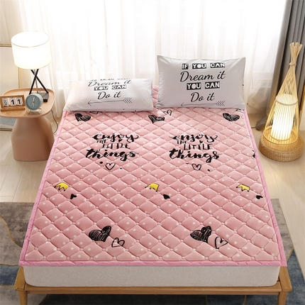 91家纺网 家纺一手货源 找家纺 （总）东宇 2024年新款A类抗菌牛奶绒大床加厚床垫