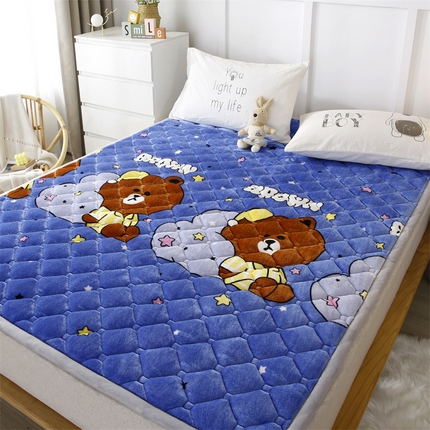 91家纺网 家纺一手货源 找家纺 （总）东宇 2024年新款A类抗菌牛奶绒大床加厚床垫