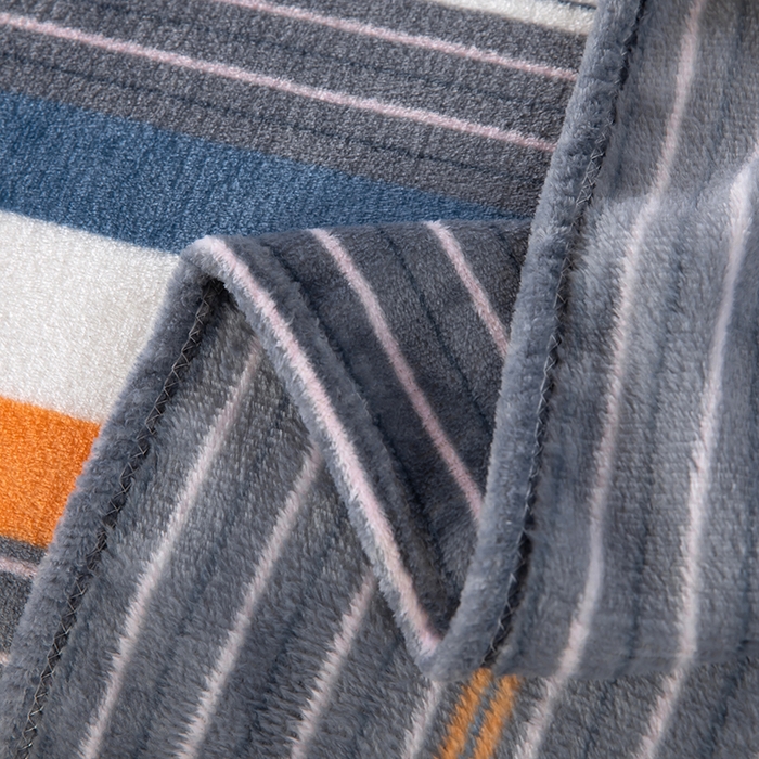 91家纺网 家纺一手货源 找家纺 侨鑫 2023新款云貂绒毛毯 美好条纹