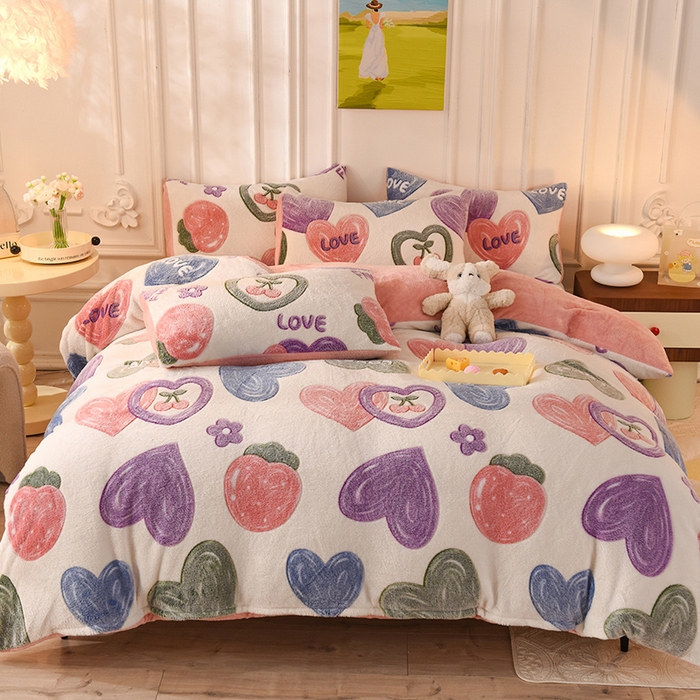 91家纺网 家纺一手货源 找家纺 慕梵 2023新款雪花绒单品被套 爱心樱桃