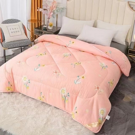 91家纺网 家纺一手货源 找家纺 梦繁家纺 2023新款磨毛压花蚕丝被子夏凉被 向日葵粉