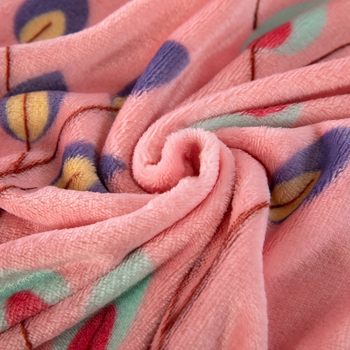 91家纺网 家纺一手货源 找家纺 侨鑫 2023新款云貂绒毛毯 孔雀羽