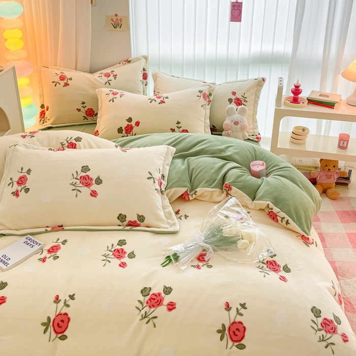 91家纺网 家纺一手货源 找家纺 呗旺鹿 2023新款加厚高克重印花牛奶绒四件套直播爆款 花开