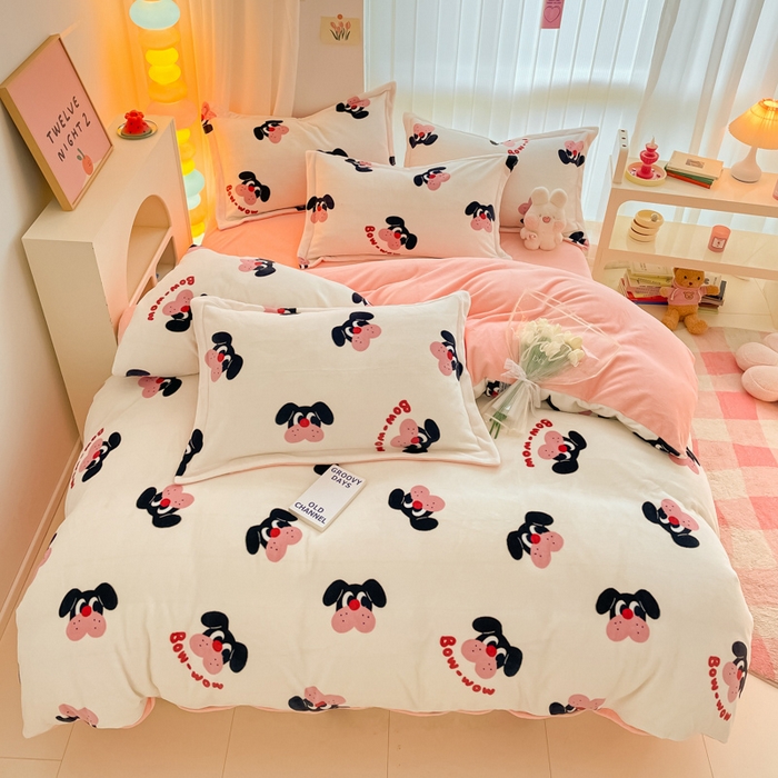 91家纺网 家纺一手货源 找家纺 呗旺鹿 2023新款加厚高克重印花牛奶绒四件套直播爆款 萌宠