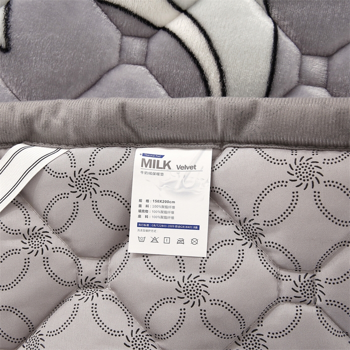 91家纺网 家纺一手货源 找家纺 东宇 2024年新款A类抗菌牛奶绒大床加厚床垫 小海豚