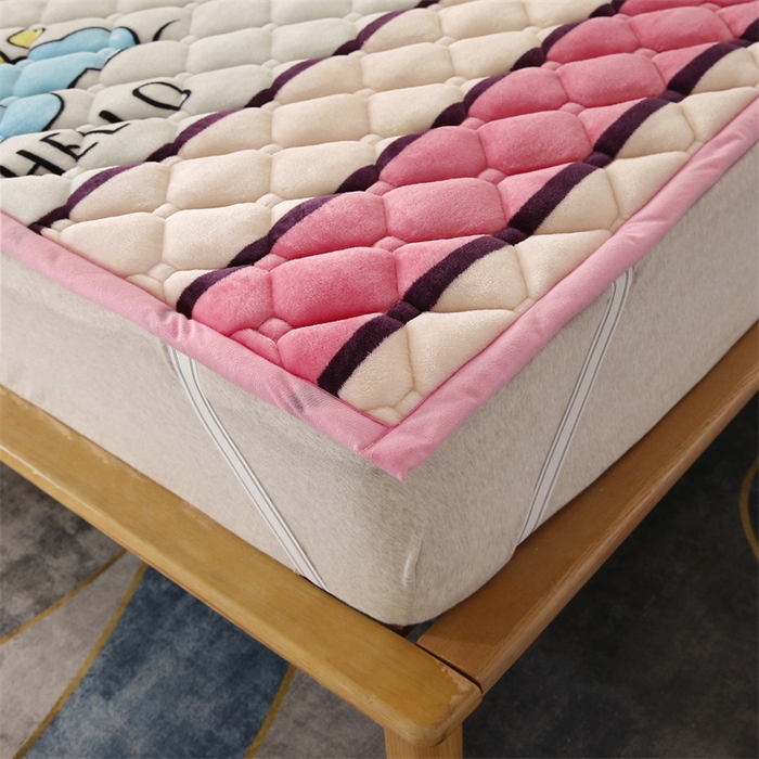 91家纺网 家纺一手货源 找家纺 东宇 2024年新款A类抗菌牛奶绒大床加厚床垫 暖阳