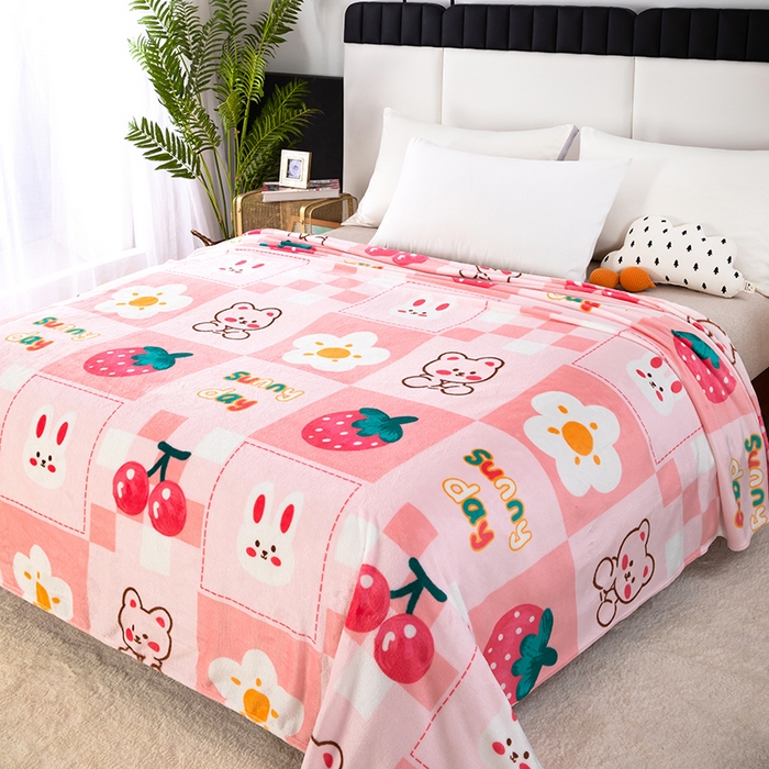 91家纺网 家纺一手货源 找家纺 侨鑫 2023新款云貂绒毛毯 草莓兔