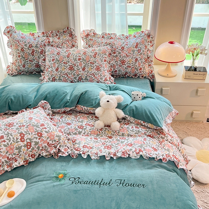 91家纺网 家纺一手货源 找家纺 绒兔兔 2023新款双层纱棉加牛奶绒四件套 绒-春日蜜糖