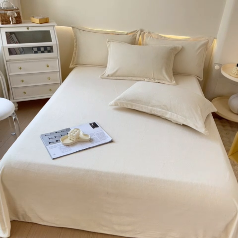 91家纺网 家纺一手货源 找家纺 2023年新款多功能毛毯牛奶绒床单三件套 米白