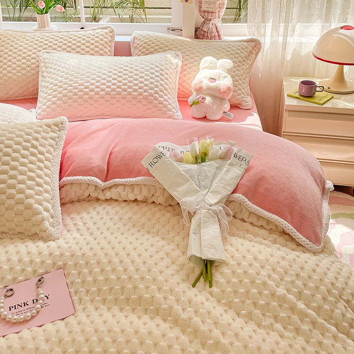 91家纺网 家纺一手货源 找家纺 梦之岛 2023包边AB面牛奶绒印染提花金龟绒加厚保暖四件套 金龟绒-奶昔白+浅粉