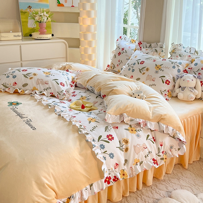 91家纺网 家纺一手货源 找家纺 绒兔兔 2023新款双层纱棉加牛奶绒四件套 绒-花漫庭