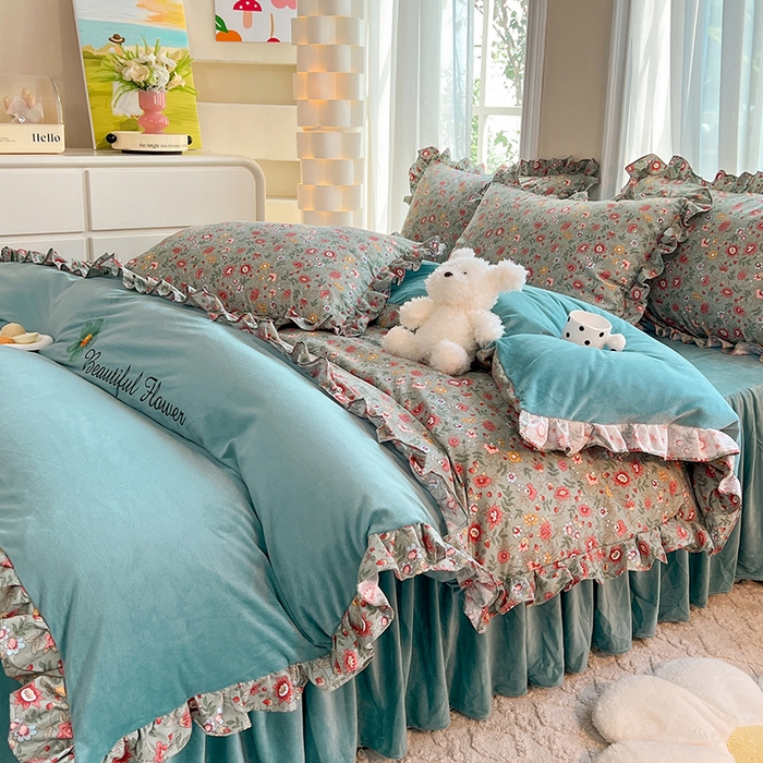 91家纺网 家纺一手货源 找家纺 绒兔兔 2023新款双层纱棉加牛奶绒四件套 绒-秘密花园