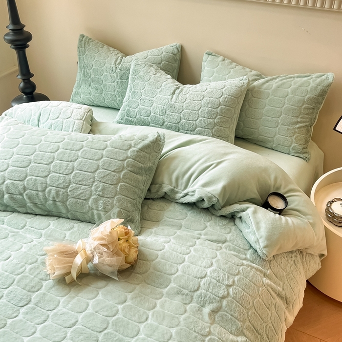 91家纺网 家纺一手货源 找家纺 慕尚家纺 2025新款280g兔毛绒四件套-洛卡 洛卡嫩绿