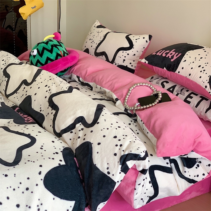 91家纺网 家纺一手货源 找家纺 星期八 2023新款210g双面牛奶绒印花四件套 星星