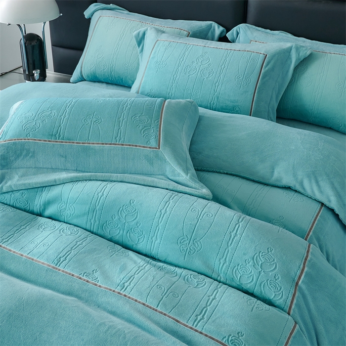 91家纺网 家纺一手货源 找家纺 榻尚家居 2023新款秋冬暖绒Queen系列-玫瑰花园 松石绿