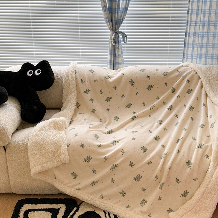 91家纺网 家纺一手货源 找家纺 昔可家纺 2023新款ins风牛奶绒羊羔绒印花毛毯（风格二） 西西里碎花