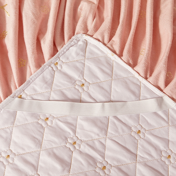 91家纺网 家纺一手货源 找家纺 罗艺轩 2024新款花季宝宝绒全套夹棉絎缝加厚系列床裙三件套 美人玉