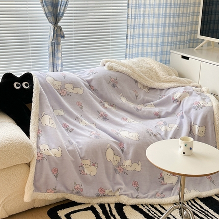 91家纺网 家纺一手货源 找家纺 昔可家纺 2023新款ins风牛奶绒羊羔绒印花毛毯（风格二） 花花小猫咪