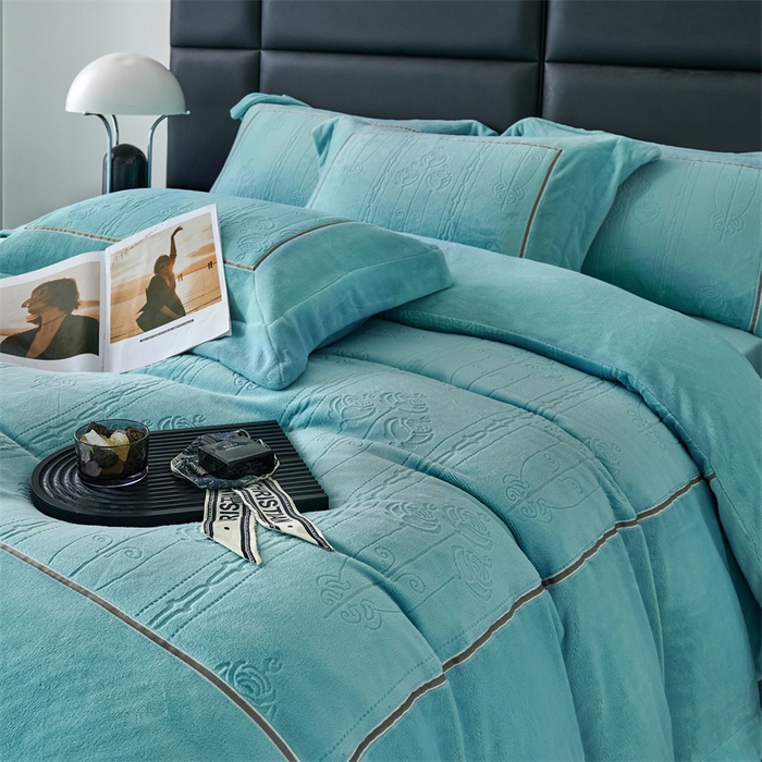 91家纺网 家纺一手货源 找家纺 榻尚家居 2023新款秋冬暖绒Queen系列-玫瑰花园 松石绿