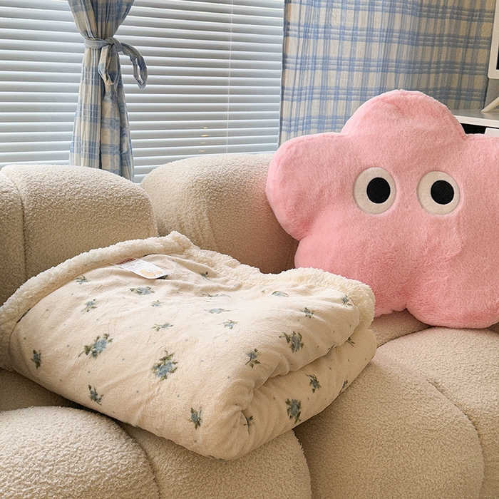 91家纺网 家纺一手货源 找家纺 昔可家纺 2023新款ins风牛奶绒羊羔绒印花毛毯（风格二） 西西里碎花