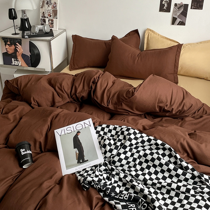 91家纺网 家纺一手货源 找家纺 贝拉梦2023新款个性撞色混搭亲肤棉四件套 椰蓉布朗尼