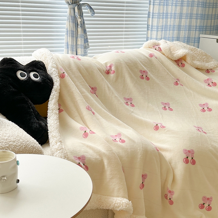 91家纺网 家纺一手货源 找家纺 （总）昔可家纺 2023新款ins风牛奶绒羊羔绒印花毛毯（风格二）