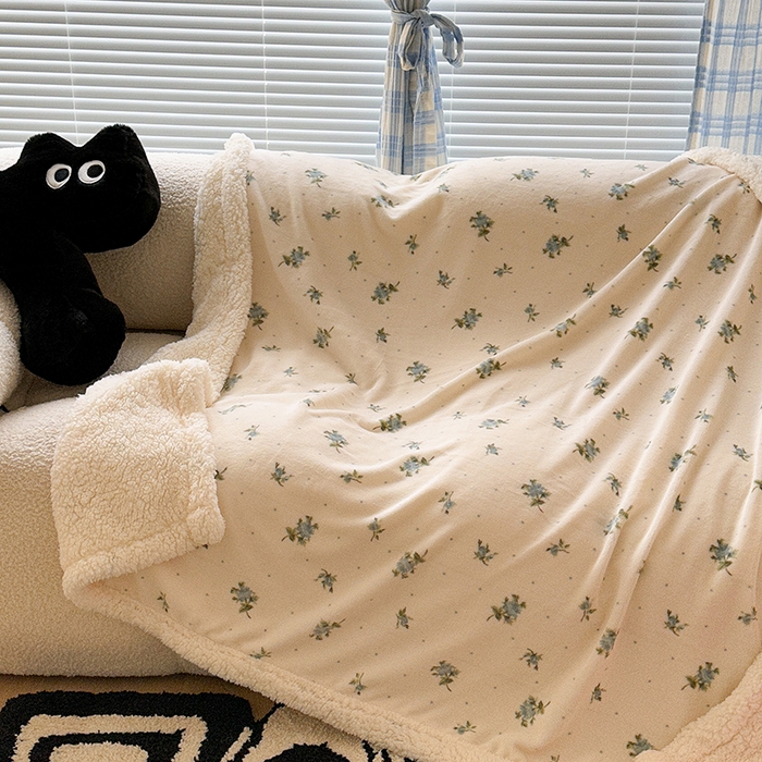 91家纺网 家纺一手货源 找家纺 昔可家纺 2023新款ins风牛奶绒羊羔绒印花毛毯（风格二） 西西里碎花