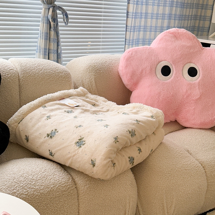 91家纺网 家纺一手货源 找家纺 昔可家纺 2023新款ins风牛奶绒羊羔绒印花毛毯（风格二） 西西里碎花