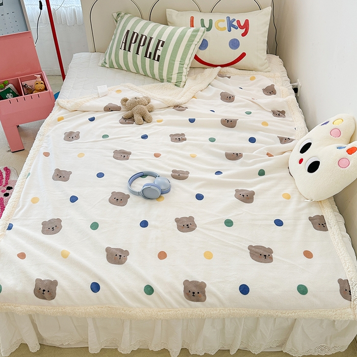 91家纺网 家纺一手货源 找家纺 昔可家纺 2023新款ins风牛奶绒羊羔绒印花毛毯（风格一） 彩色波点熊