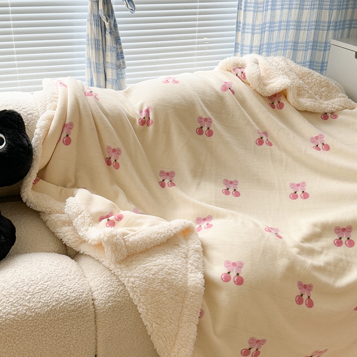 91家纺网 家纺一手货源 找家纺 （总）昔可家纺 2023新款ins风牛奶绒羊羔绒印花毛毯（风格二）