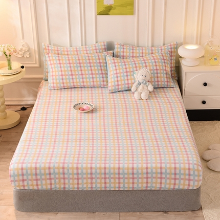 91家纺网 家纺一手货源 找家纺 （总）慕梵 2023新款牛奶绒印花床笠床罩