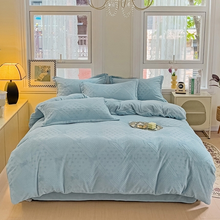 91家纺网 家纺一手货源 找家纺 （总）寐居家纺 2023年高克重烂花牛奶绒四件套