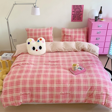 91家纺网 家纺一手货源 找家纺 （总）美乐迪 2023新款牛奶绒套件