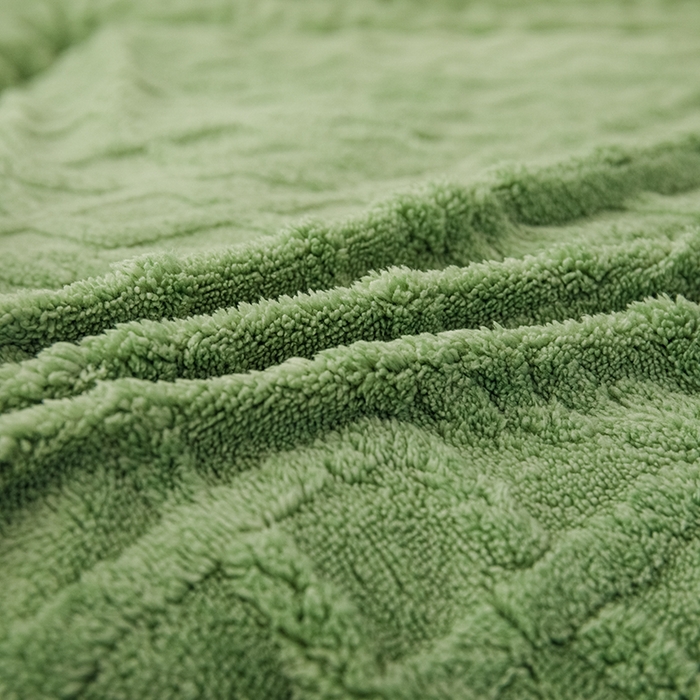 91家纺网 家纺一手货源 找家纺 雅蔓依 2025新款塔芙绒羊羔绒冬被被子被芯 果绿色