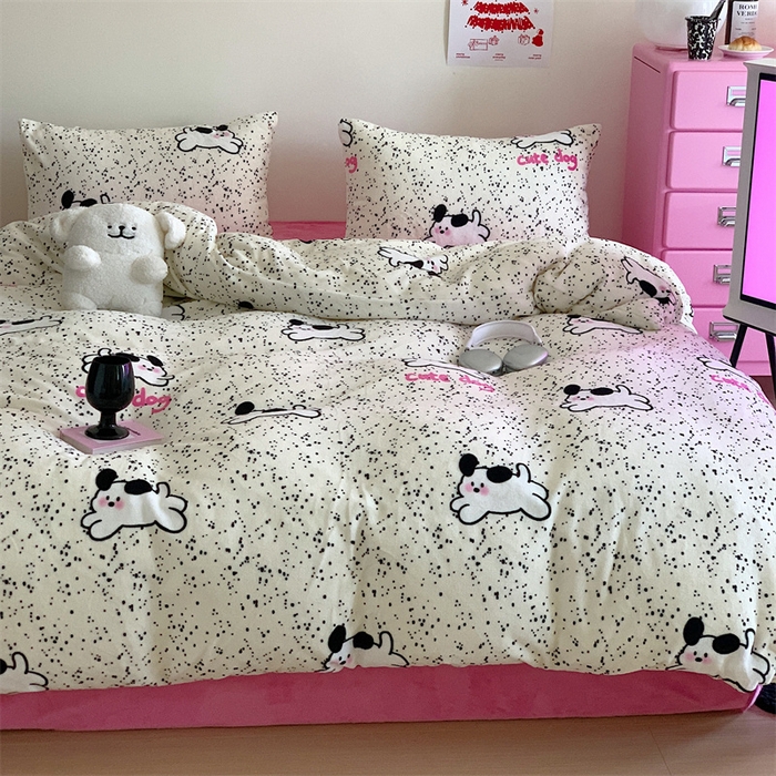 91家纺网 家纺一手货源 找家纺 （总）星期八 2023新款210g双面牛奶绒印花四件套