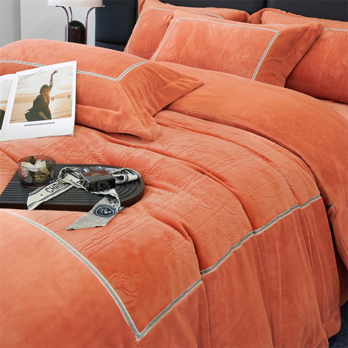 91家纺网 家纺一手货源 找家纺 榻尚家居 2023新款秋冬暖绒Queen系列-玫瑰花园 暖焦糖