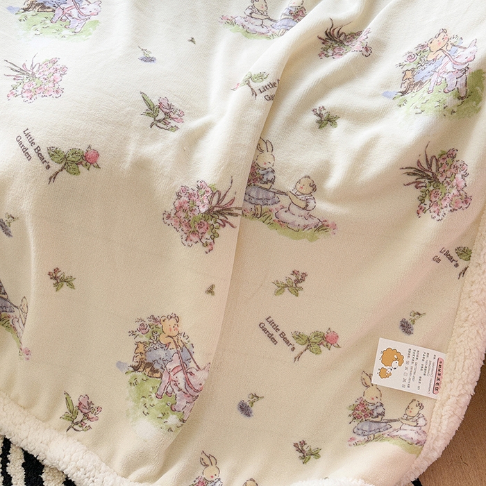 91家纺网 家纺一手货源 找家纺 昔可家纺 2023新款ins风牛奶绒羊羔绒印花毛毯（风格二） 小熊花园