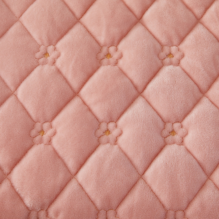 91家纺网 家纺一手货源 找家纺 罗艺轩 2024新款欧洲风情宝宝绒可拆卸夹棉床裙三件套 美人玉