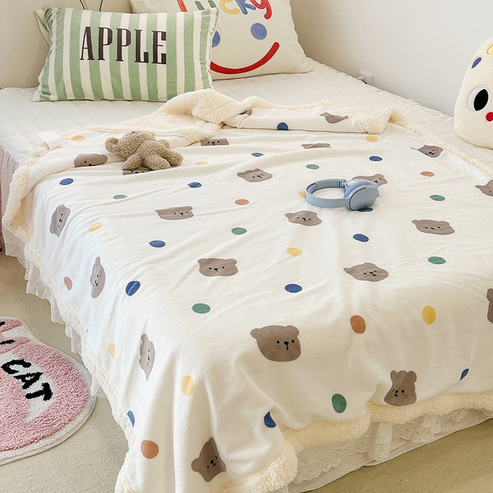 91家纺网 家纺一手货源 找家纺 昔可家纺 2023新款ins风牛奶绒羊羔绒印花毛毯（风格一） 彩色波点熊