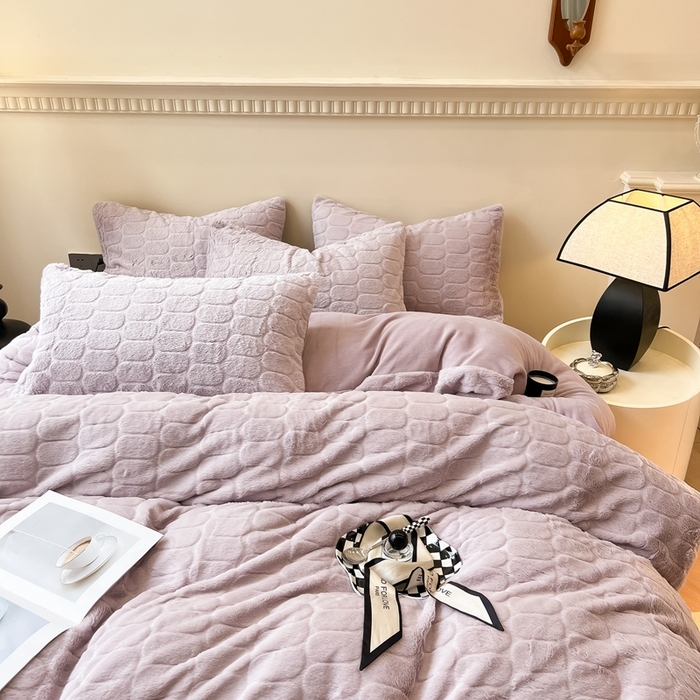 91家纺网 家纺一手货源 找家纺 慕尚家纺 2025新款280g兔毛绒四件套-洛卡 洛卡-风铃紫