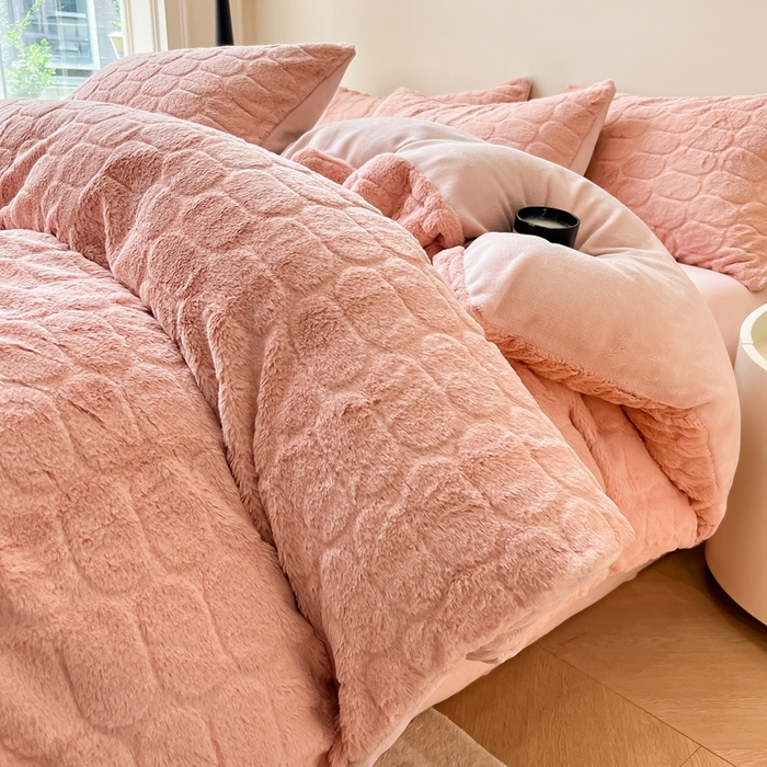 91家纺网 家纺一手货源 找家纺 慕尚家纺 2025新款280g兔毛绒四件套-洛卡 洛卡-粉