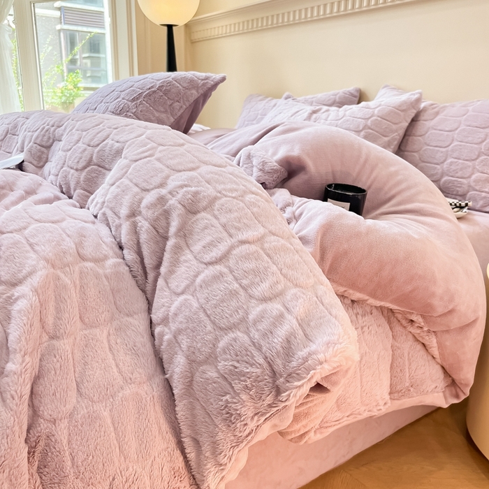 91家纺网 家纺一手货源 找家纺 慕尚家纺 2025新款280g兔毛绒四件套-洛卡 洛卡-风铃紫