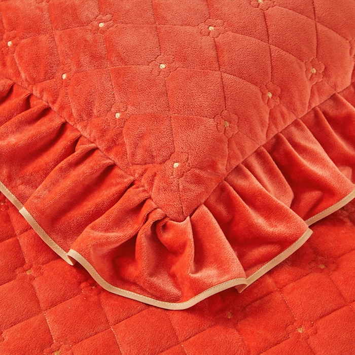 91家纺网 家纺一手货源 找家纺 罗艺轩 2024新款欧洲风情宝宝绒可拆卸夹棉床裙四件套 爱玛橙