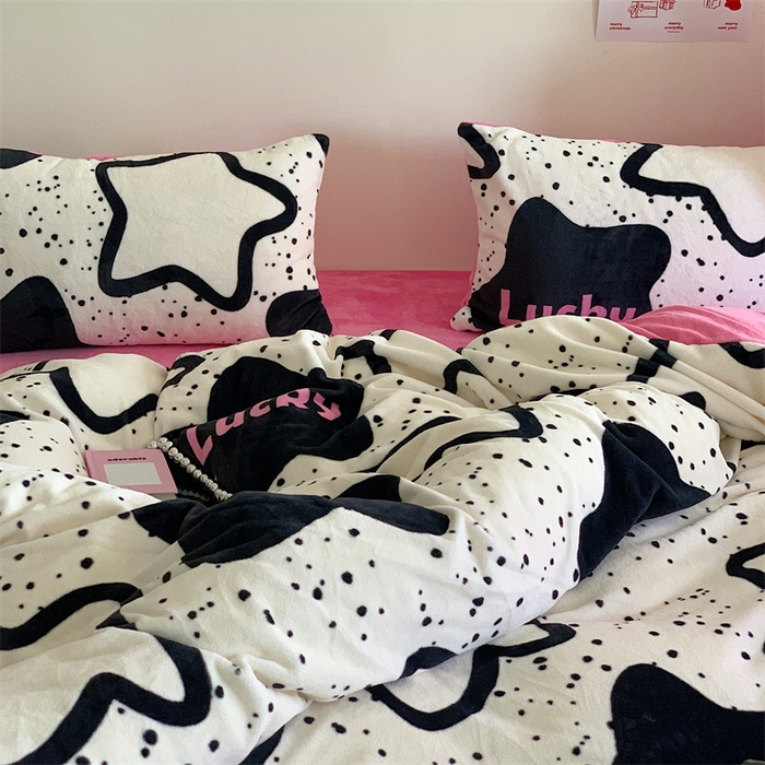 91家纺网 家纺一手货源 找家纺 星期八 2023新款210g双面牛奶绒印花四件套 星星