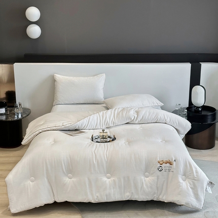 91家纺网 家纺一手货源 找家纺 （总）头等舱 2023新款全棉贡缎提花A类20大豆抗菌秋冬被（含子母被）