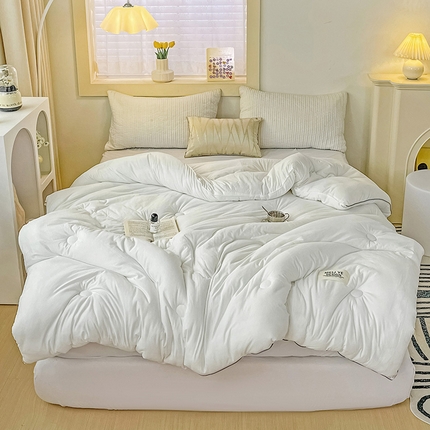 91家纺网 家纺一手货源 找家纺 （总）寐居 2023新款提花暖绒亲肤被