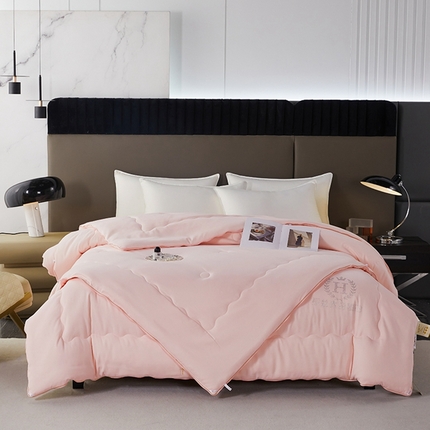 91家纺网 家纺一手货源 找家纺 （总）丽卡家纺  家居馆 2023新款米娜蚕丝子母被