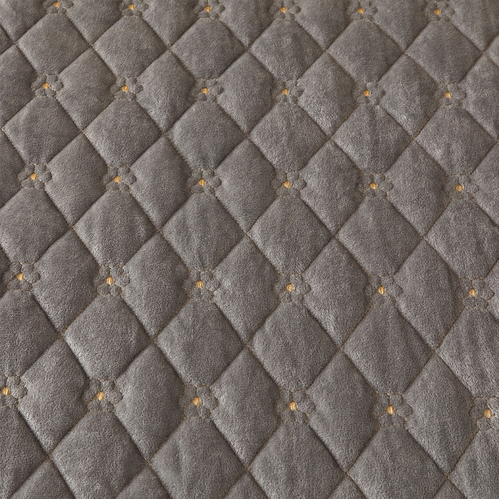 91家纺网 家纺一手货源 找家纺 罗艺轩 2024新款欧洲风情宝宝绒可拆卸夹棉床裙三件套 高级灰